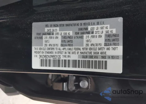 2023 Mazda Cx-30 2.5 S Preferred z USA, uszkodzony, nr VIN 3MVDMBCMXPM553129